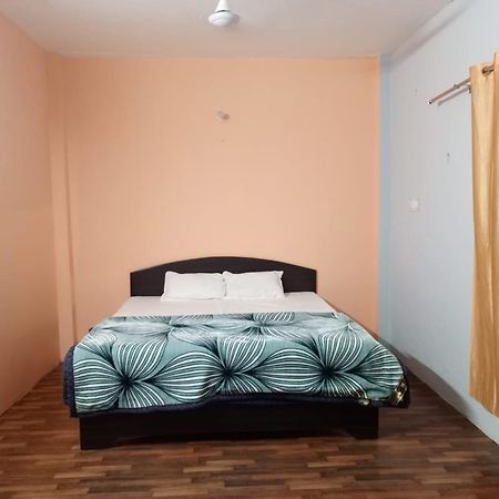 Shri Niwas Homestay Ayodhya Luaran gambar
