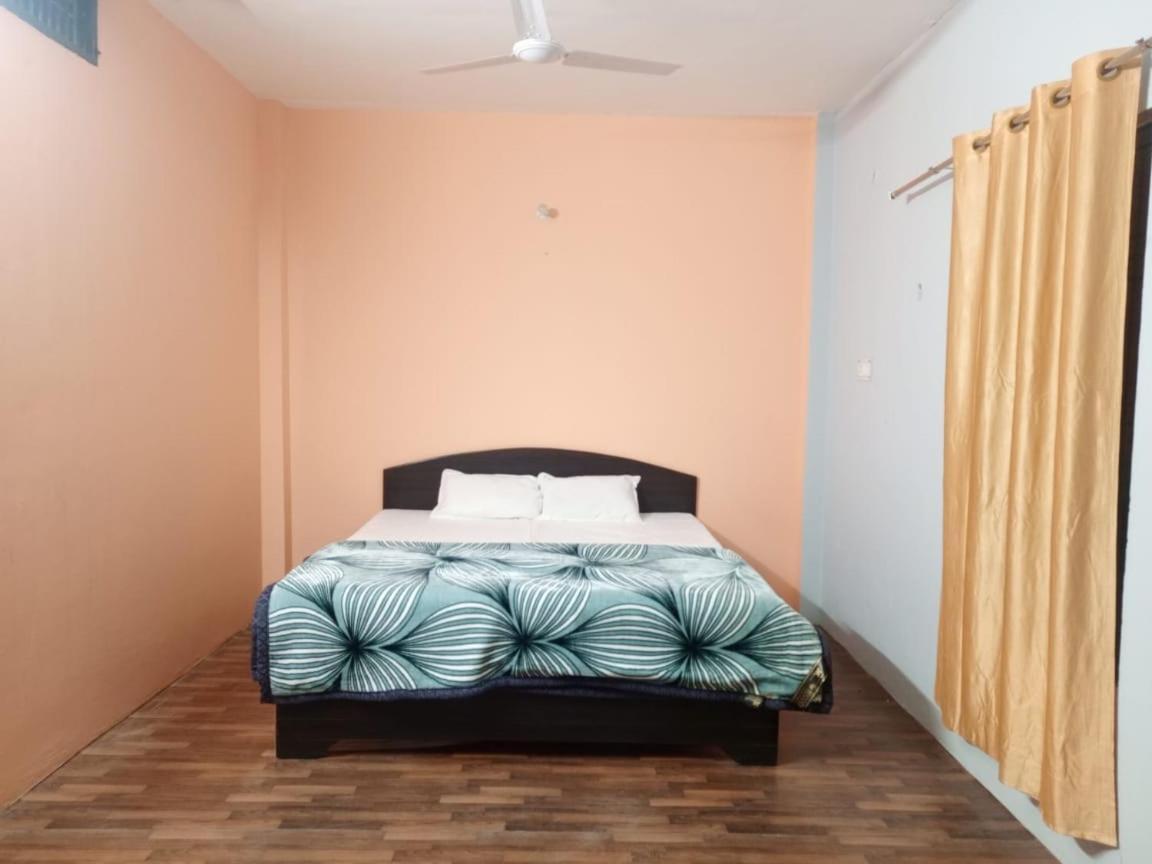 Shri Niwas Homestay Ayodhya Luaran gambar